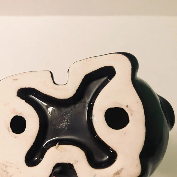 Vintage Cow Figurine  5 Inch Long Ceramic Figure Chip on Ear - Picture 11 of 15